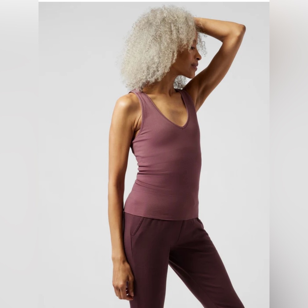 Athleta Aurora Seamless Tank in Mauve Size S